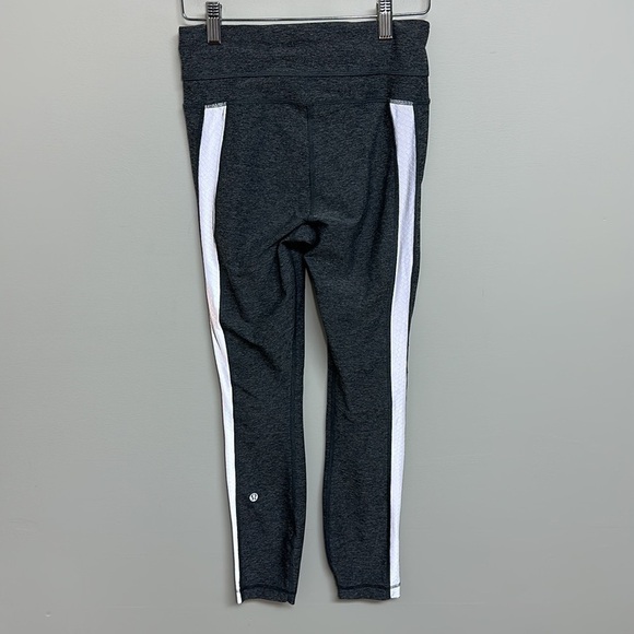 Lululemon Light Speed Tight Grey Size 4 - Picture 6 of 10